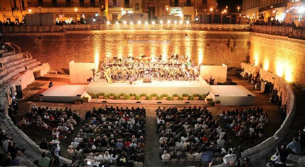 L'anfiteatro ritrova la musica: primo concerto con l'Orchestra Popolare di Sparagna