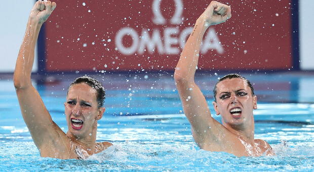 Europei nuoto, Pelati e Ruggiero vincono la medaglia d'argento nel duo misto tecnico