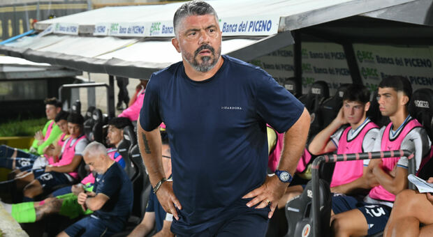 Lazio, Gattuso: «Ringrazio i tremila di Ascoli, non possiamo sbagliare difensore e attaccante». Contestato dagli spalti il ds Fabiani