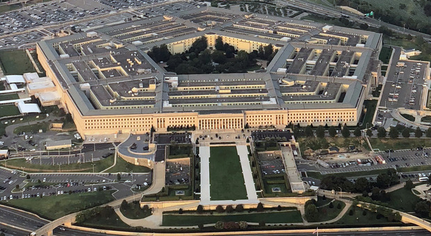 https://statics.cedscdn.it/photos/MED/2026/08/03/9687918_03105742_the_pentagon_cropped_square.jpg