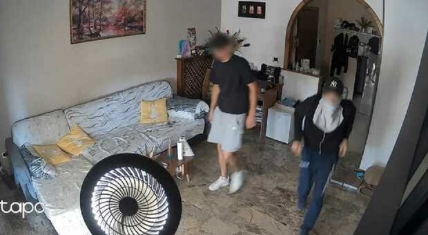 https://statics.cedscdn.it/photos/MED/2026/08/03/9688084_03135239_furto_casa_spinea.jpg