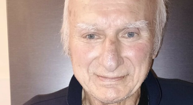  Morto Claudio Apicella, addio al finanziere di Castellammare di Stabia che ha trasformato la sua lotta contro l'amianto in una battaglia per tutti 
