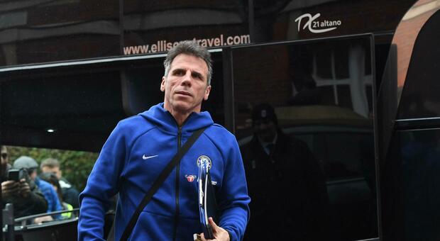 Italia, Gianfranco Zola nuovo coordinatore per i progetti delle attivit&agrave; giovanili: &laquo;Mi metto a disposizione del movimento&raquo;