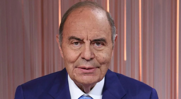 Bruno Vespa risponde al sindaco di Manduria: «Sono con voi per difendere il Primitivo dalle pale eoliche»