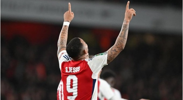 Napoli, ipotesi Gabriel Jesus per rinforzare l'attacco. Il brasiliano sta pensando di lasciare l'Arsenal