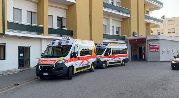  È morto Giuseppe Di Pizzo, l'uomo era stato travolto da un'auto in centro mentre attraversa la strada 