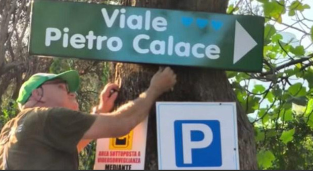  Villammare, due turisti morti in vacanza il ricordo della comunità 