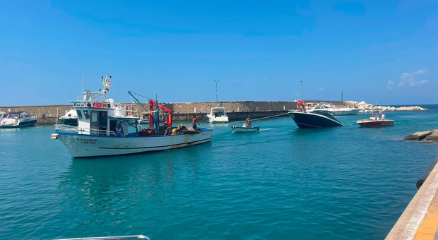  Castellabate, barca rischia di affondare a Punta Licosa: salvata dalla Guardia Costiera 