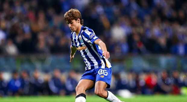 Rodrigo Mora, chi è il nuovo obiettivo della Roma: gli inizi da fenomeno, il paragone con Joao Felix e il calo con Farioli