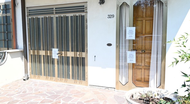 Marito e moglie 95enni trovati morti in casa dalla badante: aperto un fascicolo per omicidio