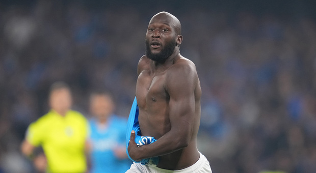  Calciomercato Napoli, Lukaku è un nuovo giocatore del Fenerbahçe: l'annuncio del club 