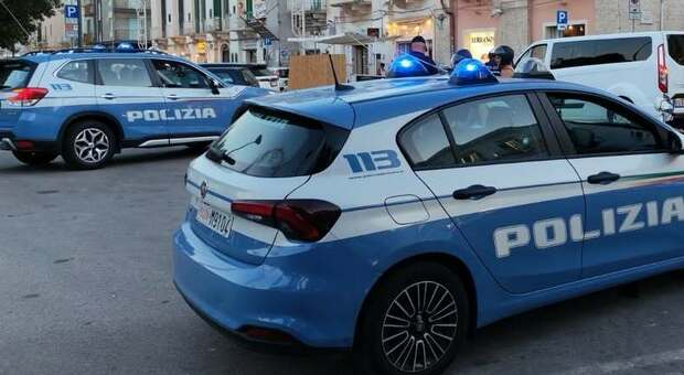 ?Tenta di rubare due profumi e aggredisce la commessa: arrestato