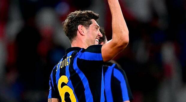 John Stones, chi è il nuovo difensore dell'Inter: gli infortuni (anche finti), gli 86 minuti negli ultimi 6 mesi e il balletto virale ai Mondiali