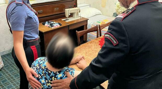  Piano di Sorrento, finto carabiniere tenta truffa a un'anziana: «Lei è complice dei rapinatori». Arrestato 34enne 