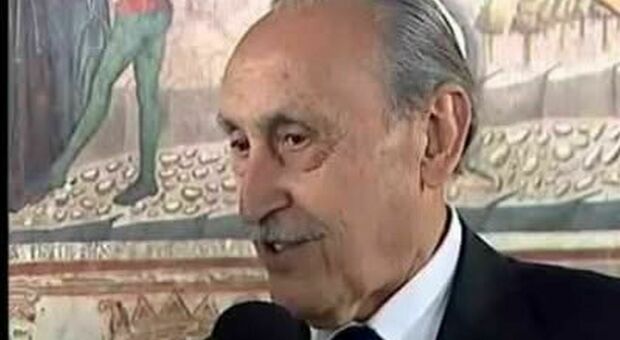  Lutto nel mondo della politica salernitana: è morto il senatore Michele Pinto 