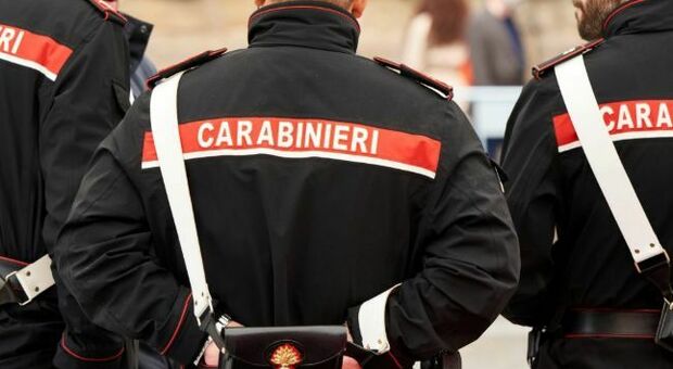  Compra online consolle da 199 euro ma viene truffato e bonifica 11 mila euro, 2 denunce nel Napoletano 