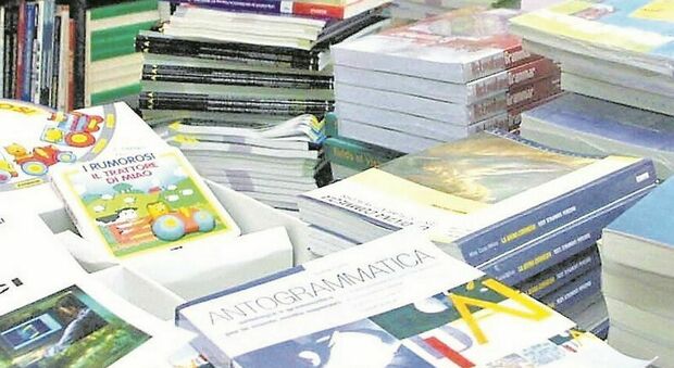 Caro scuola in Puglia, stangata per le famiglie: libri e corredo fino a 1.500 euro