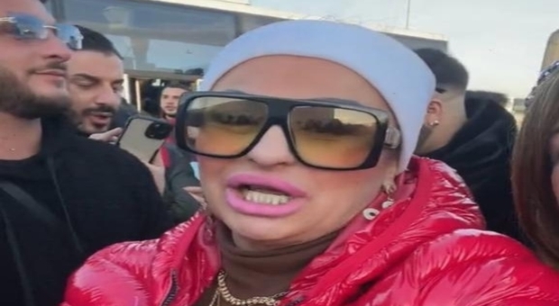 Rita De Crescenzo, il Ministero della cultura fa chiarezza: &laquo;Nessuna domanda ci contributo pubblico per la serie tv&raquo;