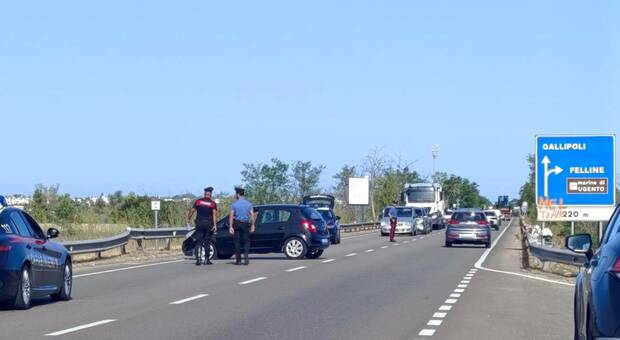 Incidente sulla statale 274 Gallipoli-Leuca: malore alla guida, 49enne è gravissimo