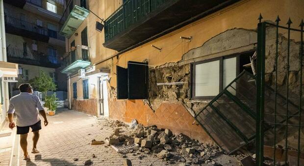 Terremoto: svolta a Pozzuoli, il Comune sarà garante per gli affitti agli sfollati