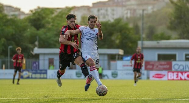 Serie C, vittoria del Sorrento con il Crotone: 1-0