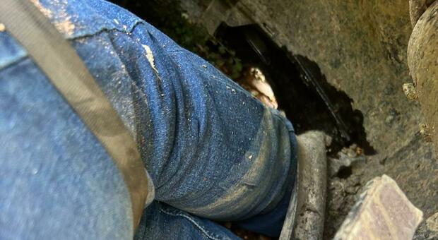 L'avvocato Mosca incastrato sotto il quad a Pieve Torina: «Gambe ustionate, salvo grazie agli angeli del soccorso»