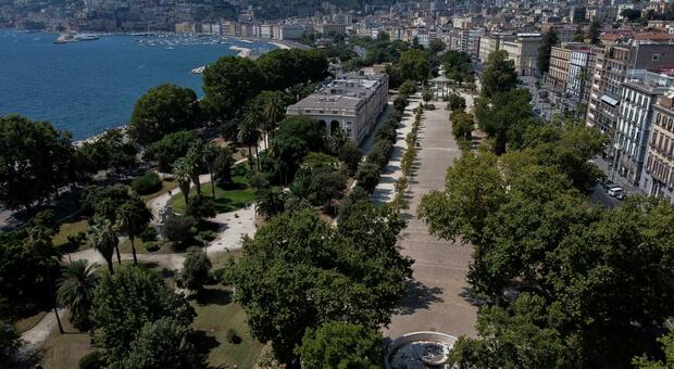  Napoli, riqualificazione della Villa Comunale. Manfredi: «Lotti pronti entro fine anno» 