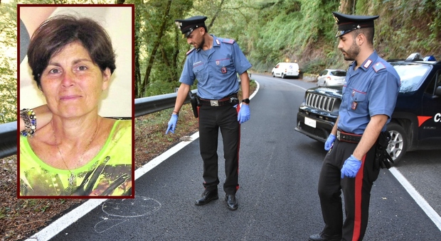 Rieti, Maria Antonietta D'Andrea va al funerale della madre e muore durante il corteo funebre: l'auto travolta da un masso
