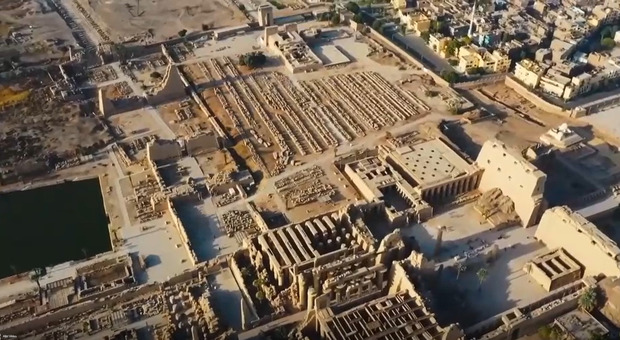 Egitto, il dio del Nilo torna alla luce dopo 2500 anni: storica scoperta degli archeologi