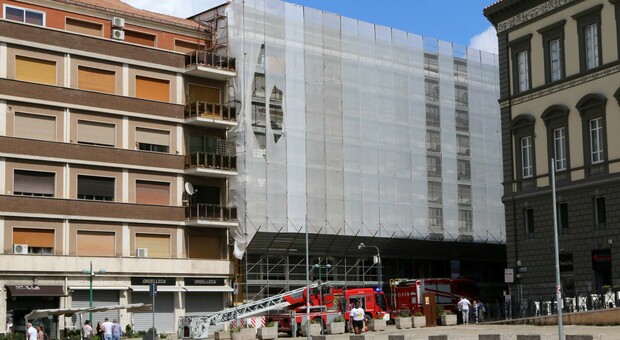 Incidente sul lavoro a Benevento, morto l'operaio che cadde da un'impalcatura al sesto piano