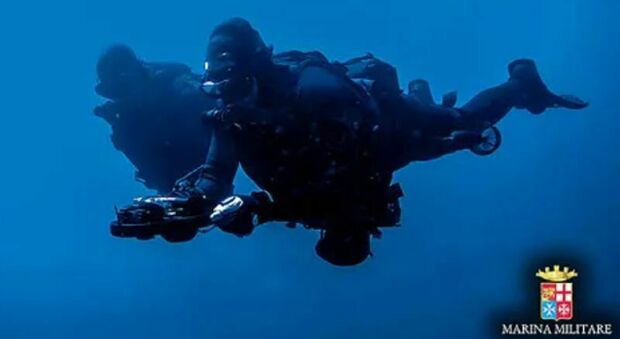 Messina, sub della Marina disperso nello Stretto durante un'immersione: ricerche in corso giorno e notte