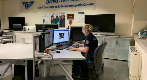 Pedopornografia, arrestati 17 membri di un'organizzazione trasnazionale che diffondevano il materiale online
