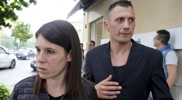  Fortuna Loffredo, tolti i tre figli al padre Pietro: la decisione della Procura 