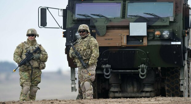 &laquo;Il Pentagono valuta di ritirare 25.000 soldati dall'Europa&raquo;: la mossa degli Usa (nonostante gli avvertimenti della NATO)