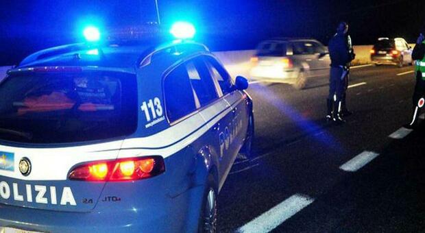  Terzigno, forza il posto di blocco e sperona le auto: arrestato dopo 18 chilometri di fuga 