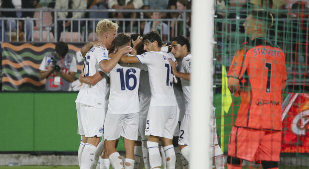 Venezia-Lazio 0-2, le pagelle: Mandas (8) para un rigore, Zaccagni (6,5) torna al gol, Yeboah (4) da horror