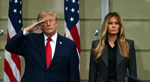 Melania Trump sfida Donald all'Onu: via libera a un reporter della CNN. E il presidente replica: non dovrebbe essere qui