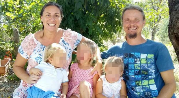 Famiglia nel bosco, incontro tra genitori e figli a Palmoli: &egrave; la prima volta che tutti e 5 sono insieme nella nuova casa