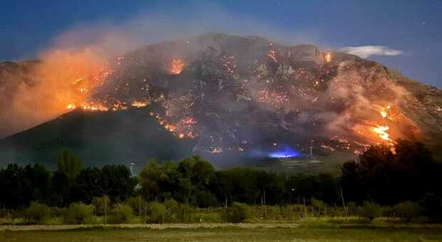  Domati i due incendi scoppiati sul Monte Taburno nel Beneventano 