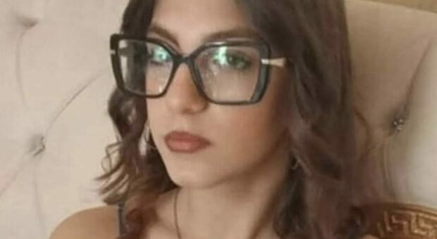 Martina Carbonaro, in aula il dolore della prof: «Voleva lasciare Alessio, si sentiva sopraffatta»