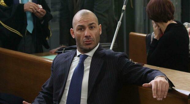 Arrestato Riccardo Bossi, il figlio di Umberto condannato a 5 anni e 9 mesi di carcere: accusato di truffa e frode col Reddito di cittadinanza
