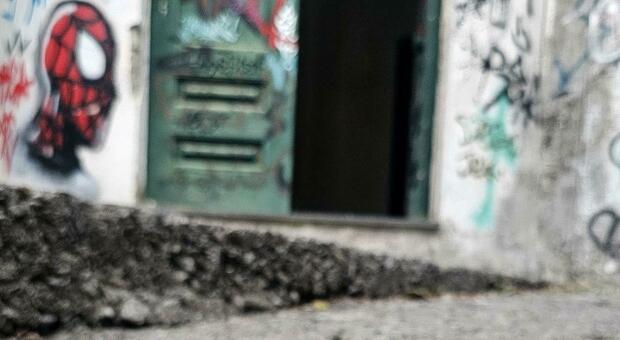  Aggredita da un balordo: «Lo ha fatto in silenzio so chi è ma non lo conosco» 