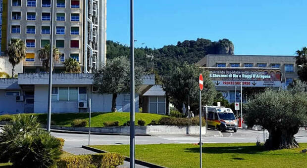  Guasto all'ambulanza durante la corsa salvavita: neonato trasferito a Roma grazie alla rete Sten 