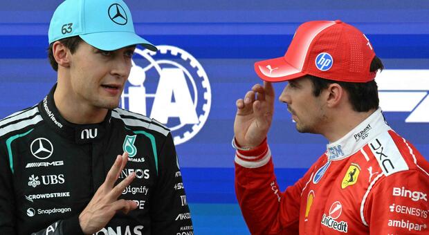 George Russell e Charles Leclerc dopo le qualifiche a Baku