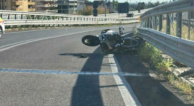  Battipaglia, incidente mortale: morto un motociclista 30enne 