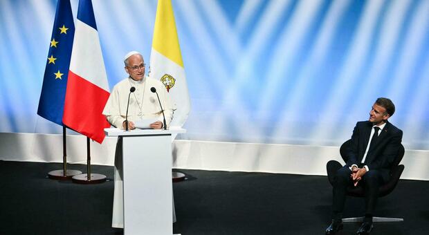 Leone XIV: &laquo;Le relazioni tra gli Stati sempre pi&ugrave; barbare&raquo;. E avverte l&rsquo;Europa sull&rsquo;illusione del riarmo