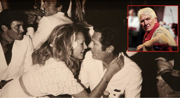 Addio a Umberto Pizzi, il paparazzo della "Dolce Vita": da Berlinguer a Pavarotti, ha fotografato politici e vip
