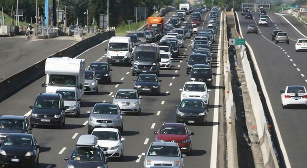  Travolta in autostrada, muore a 59 anni: si indaga per omicidio stradale 