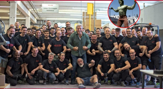 L’Incredibile Hulk sbarca ad Apiro, l'attore e bodybuilder Lou Ferrigno da Panatta: «Per me siete un paese di veri eroi» L’Incredibile Hulk sbarca ad Apiro, l'attore e bodybuilder Lou Ferrigno da Panatta: «Per me siete un paese di veri eroi»