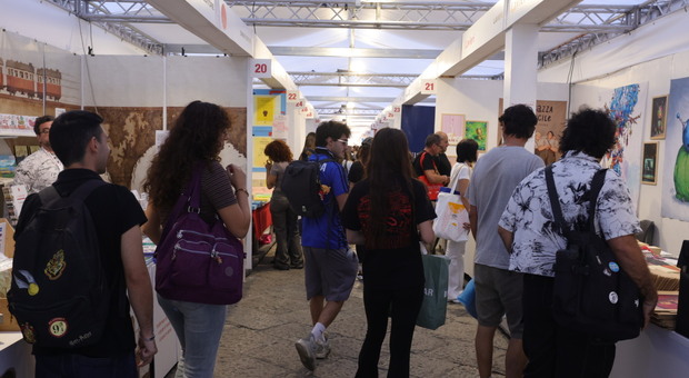 «Campania libri festival». La Palermo, Trotsky, De Simone e altre storie di ordinaria rivoluzione